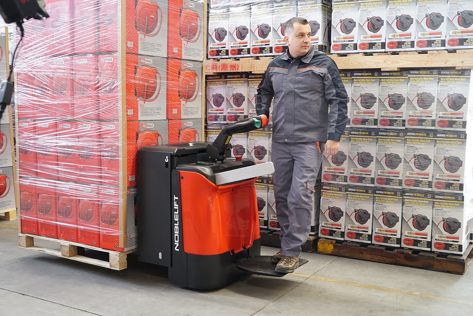 Noblelift PT 20N  Electric Pallet Truck www.noblelifteurope.com